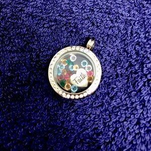 Swarovski Crystal / Stainless Steel Round Locket